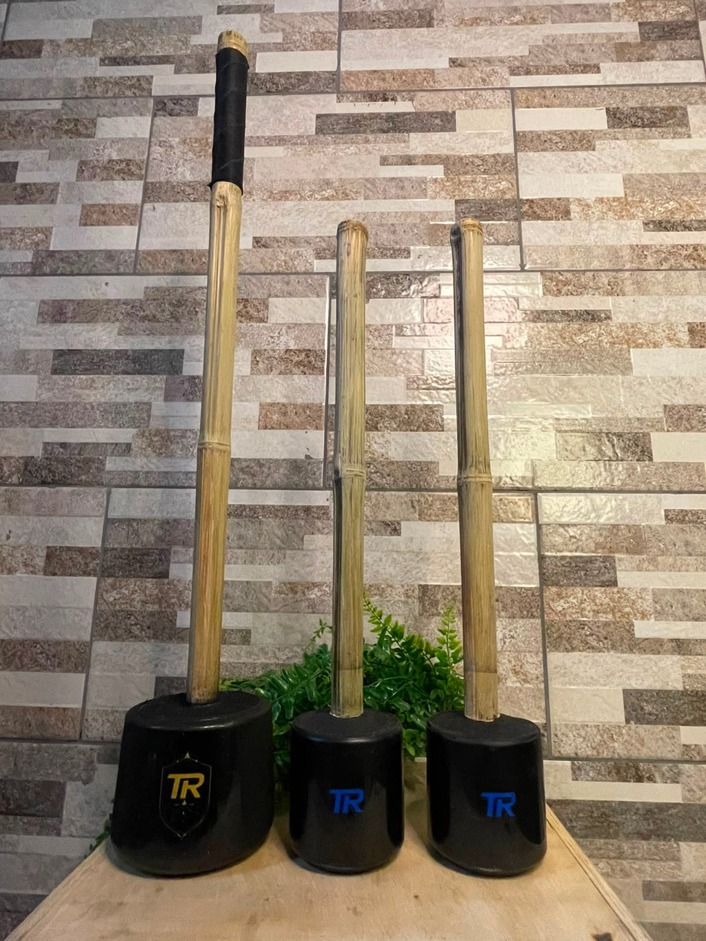 TriPack Gada negra 2.9Kg y gadas negras tipo clavas 2 x 1.5Kg